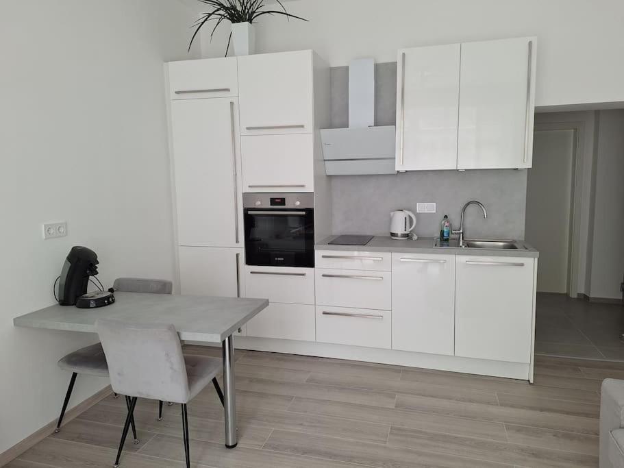 Kleines City Apartment 施韦因福特 外观 照片